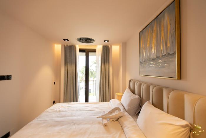 diamond in city by wow property