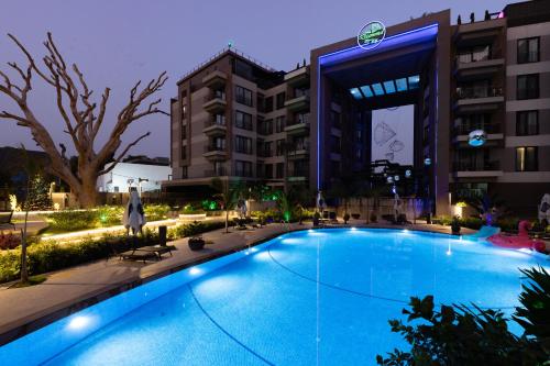 diamond in city by wow property