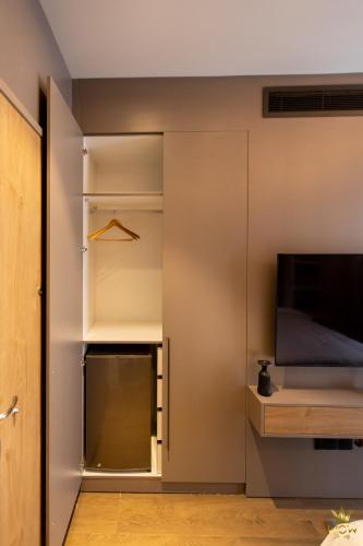 diamond in city by wow property