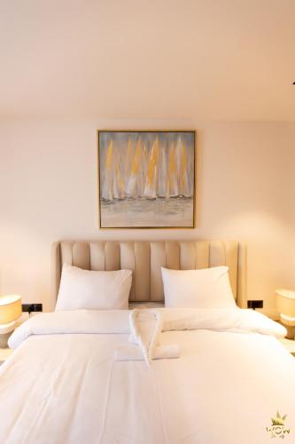 diamond in city by wow property
