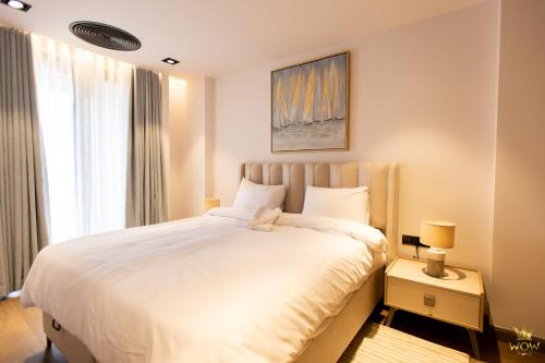 diamond in city by wow property