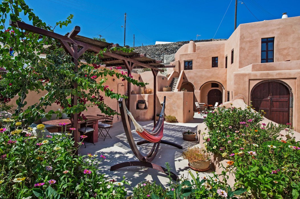 azalea houses adults only