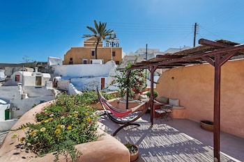 azalea houses adults only