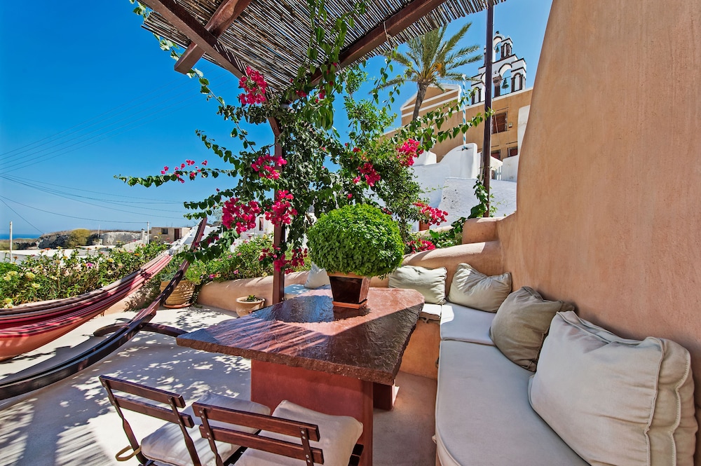 azalea houses adults only