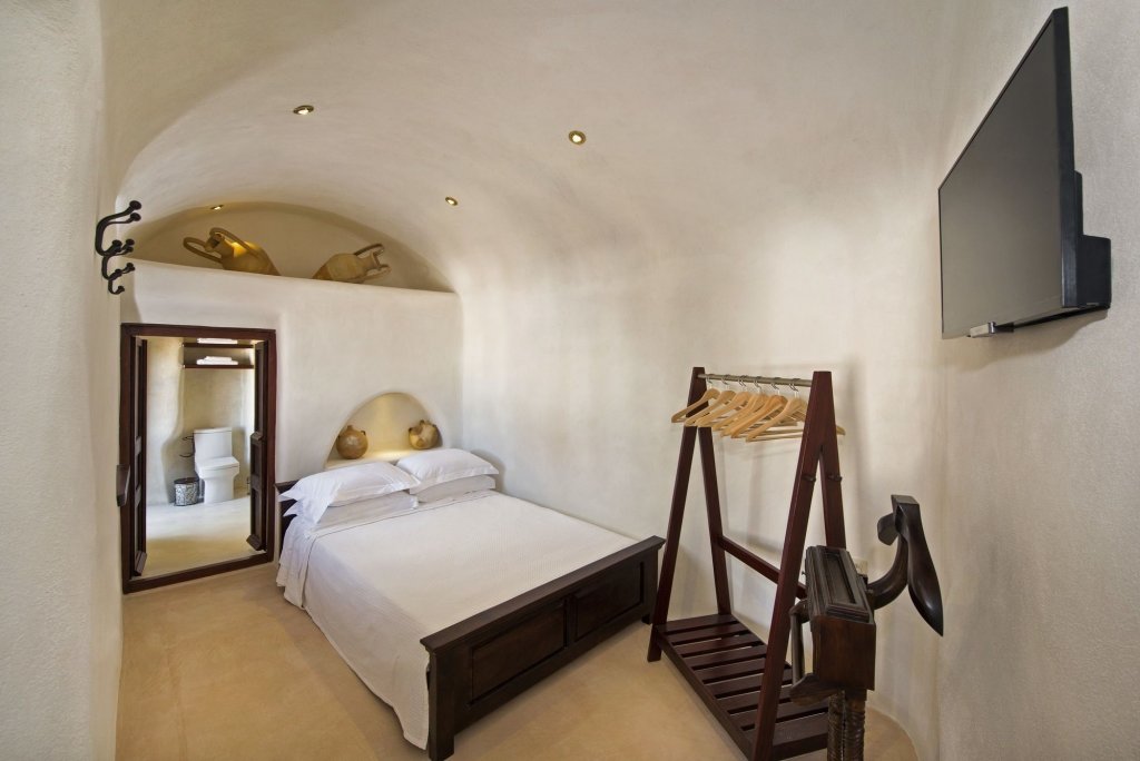 azalea houses adults only