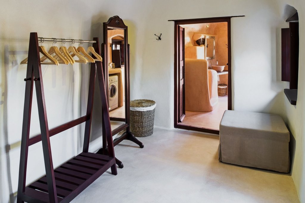 azalea houses adults only