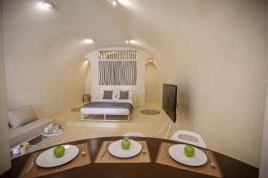 azalea houses adults only