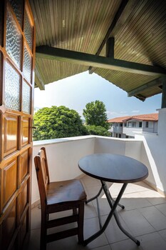 sahin villa apart