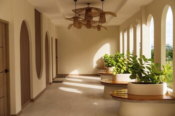 the peak hill pool villa