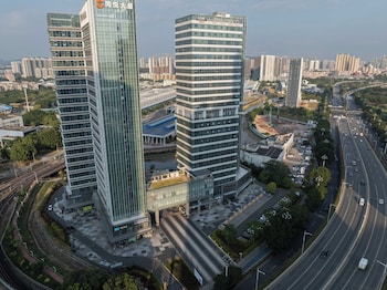 mira hotel apartments
