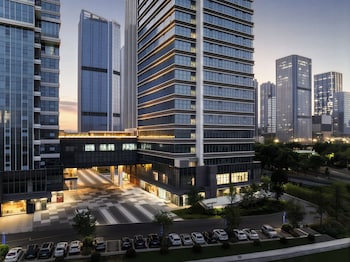 mira hotel apartments