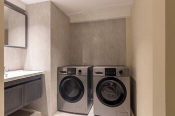 mira hotel apartments