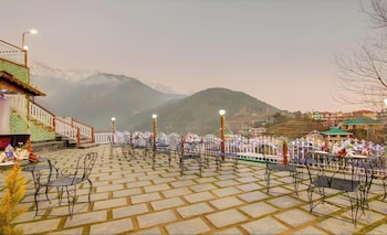 the alpine villa mcleodganj