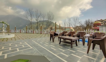the alpine villa mcleodganj
