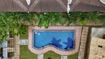 La Volga By Season Resort Inn,,2 star