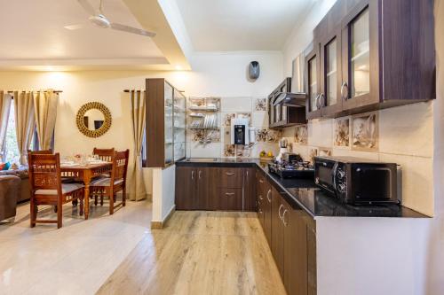 alaya stays cozy nest 2 bhk cottage