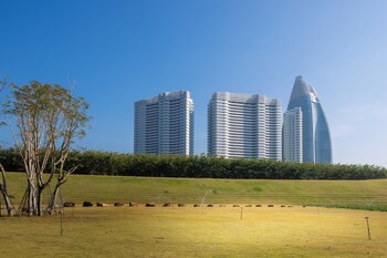 yanshe oceanview resort haitang bay