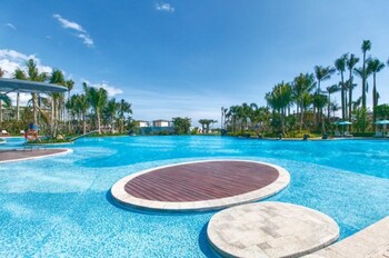 Yanshe Oceanview Resort Haitang Bay,,3 star