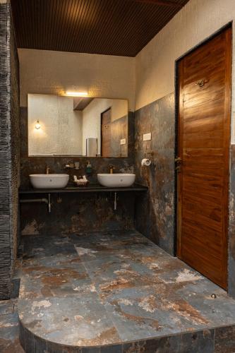 parkwood exotica resort
