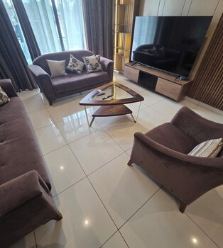 ebs properties at loxwood