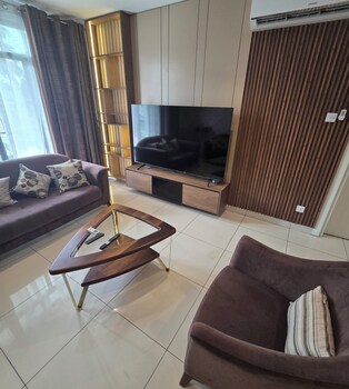 ebs properties at loxwood