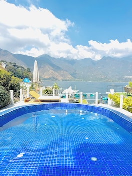 Luxury Atitlan Apartamentos,,2 star