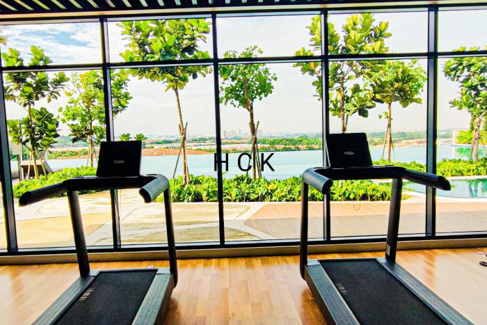 mall suite at sunsuria forum by hck