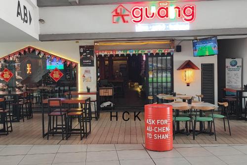 mall suite at sunsuria forum by hck