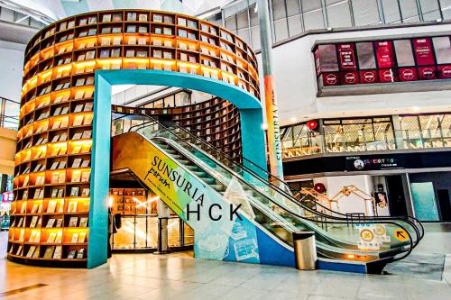 mall suite at sunsuria forum by hck