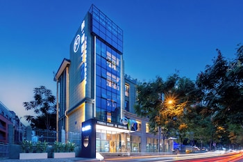 Panda Sleepy Hotel Chengdu Panda Base,,2 star