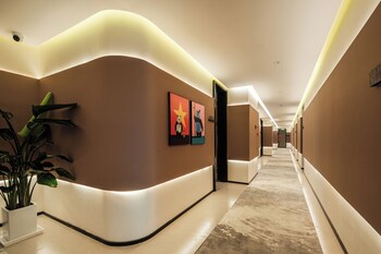panda sleepy hotel chengdu panda base