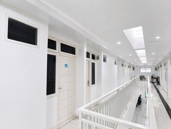 hotel o near bunda thamrin hospital
