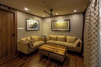 Garuda Vikash Eco Resorts,,3 star