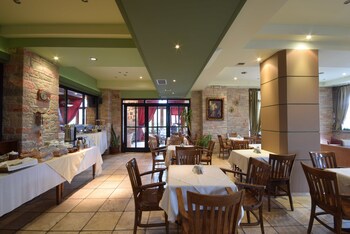 Mont Helmos Hotel,Kalavrita>>Gortynia,3 star