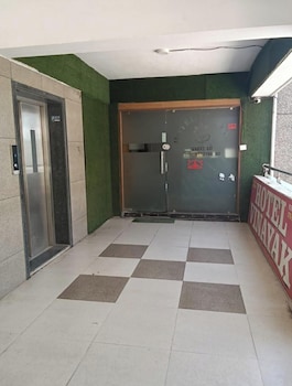 hotel vinayak