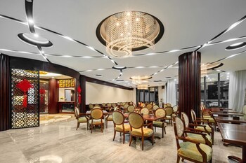 serenity coast hotel
