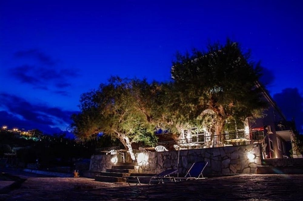 hotel polydoros