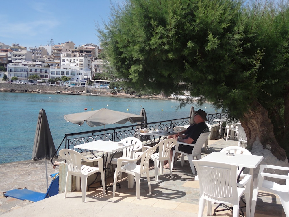 hotel polydoros