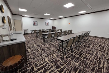 la quinta inn and suites by wyndham corpus christi i 37 nw