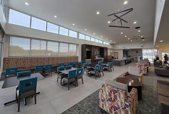 la quinta inn and suites by wyndham corpus christi i 37 nw