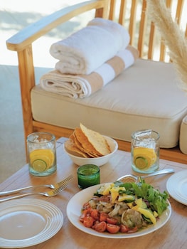 hotel cabanas uno