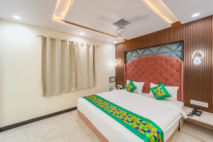 treebo vistara gold ujjain junction