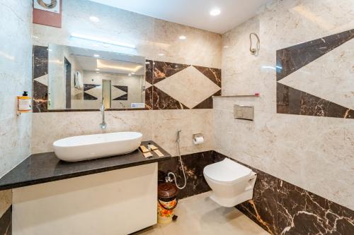 treebo vistara gold ujjain junction