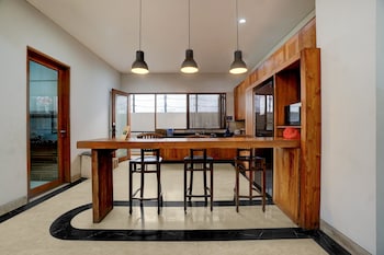 Oyo 95214 Ohana Residence Karawaci,,3 star
