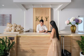 kly hotel and retreat
