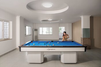 kly hotel and retreat
