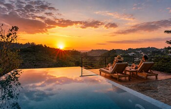 Luxor Kirindi Ella Resort & Spa,,3 star