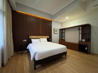 and living hotel