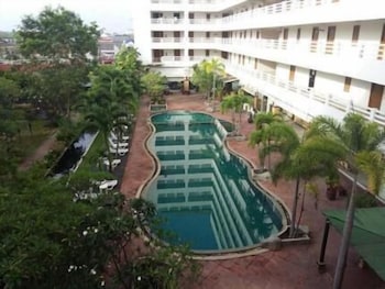 hatyai paradise hotel and resort