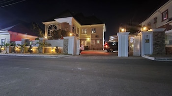 captains residence